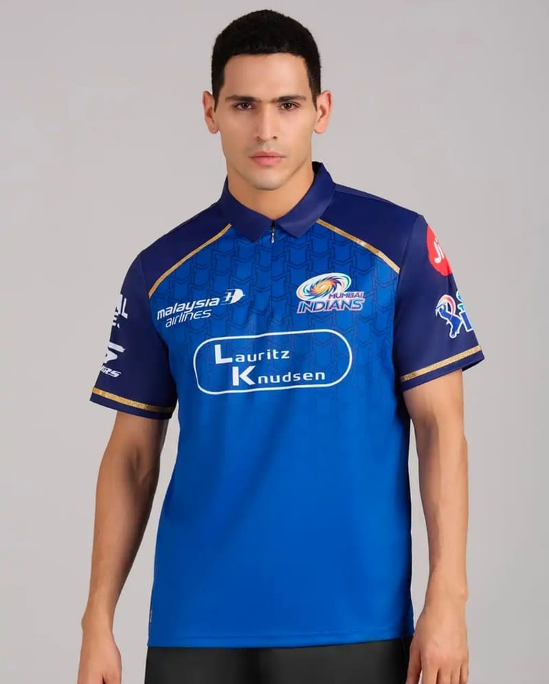 Skechers Fan Jersey at 349