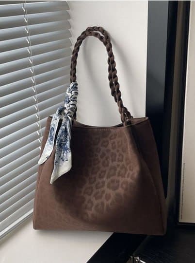 👜 Myntra Fashion Deal – StyleCast x Revolte Oversized Shopper Tote Bag ✨🔥