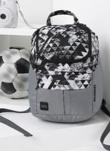 🔥 Wildcraft Women Black & White Graphic Backpack