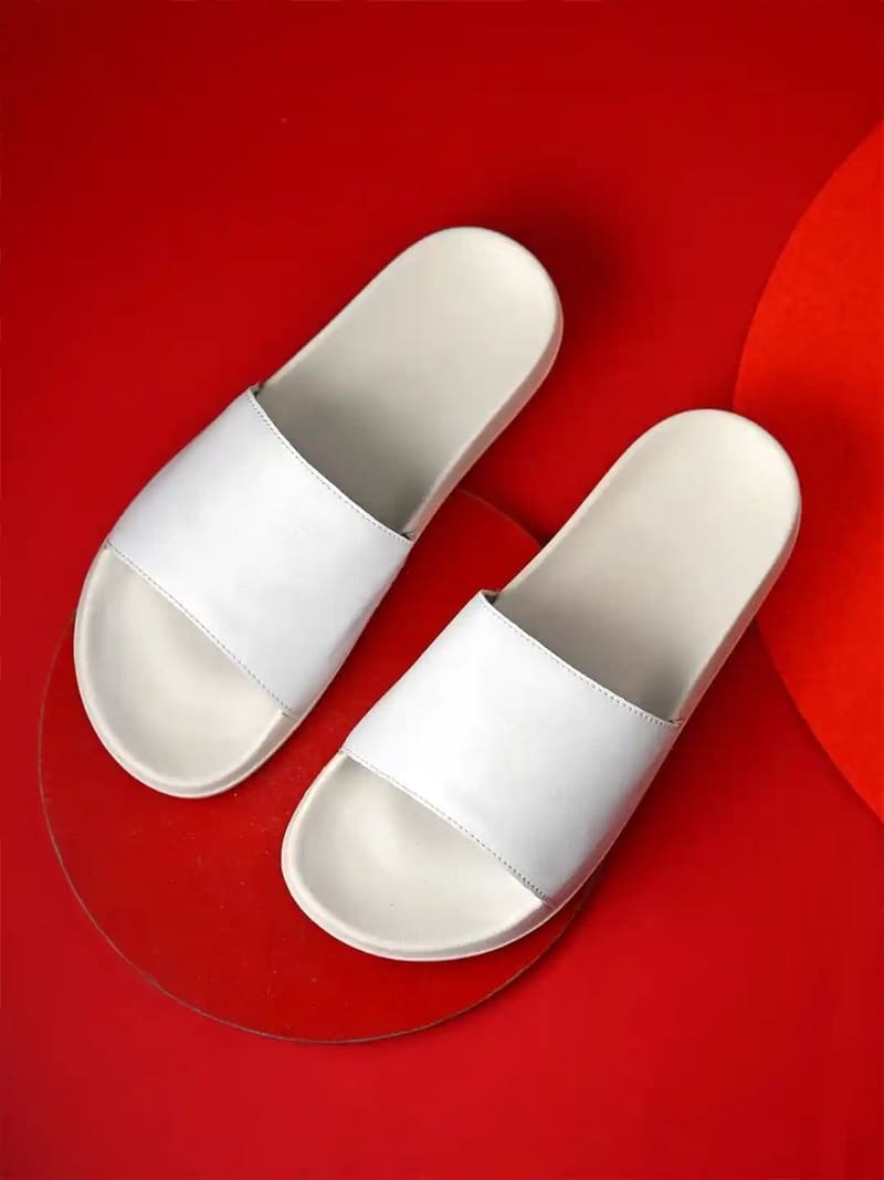 Men slides ✅₹399    l⭐4.3