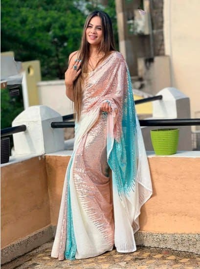 🔥 Anouk White & Rose Gold Embellished Sequinned Pure Georgette Saree ✨🤍