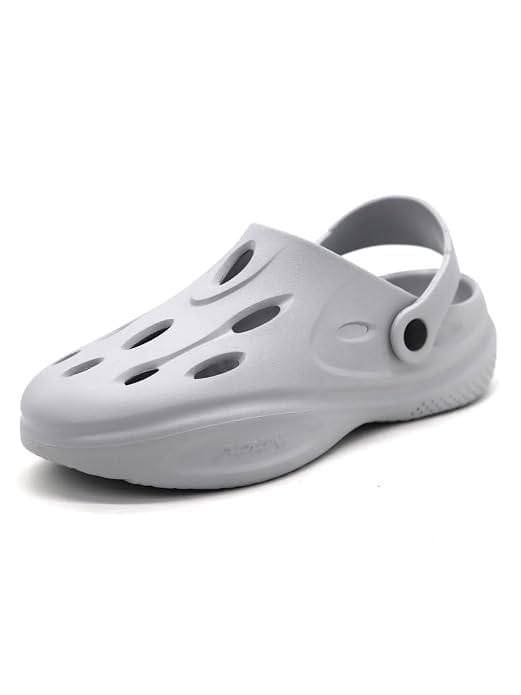 Red Tape Men Strap Sandal at Rs.599.