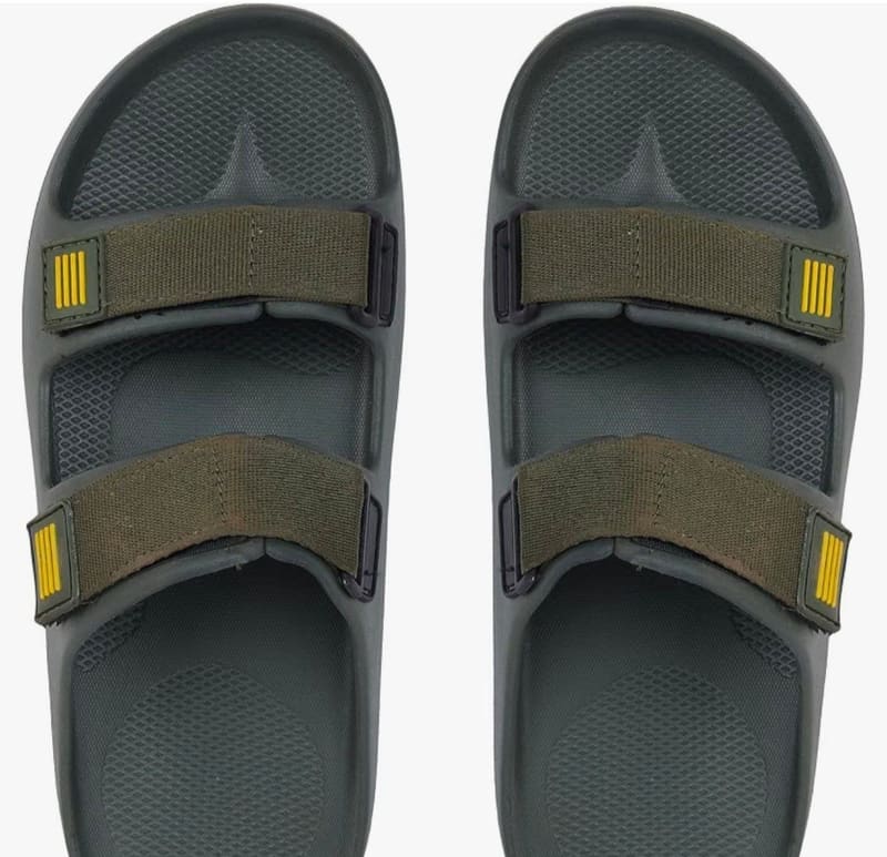 Men’s Clogs at 399/-