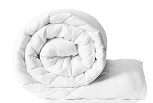 Amazon Brand - Solimo Microfibre Comforter, Single, 300 GSM,...